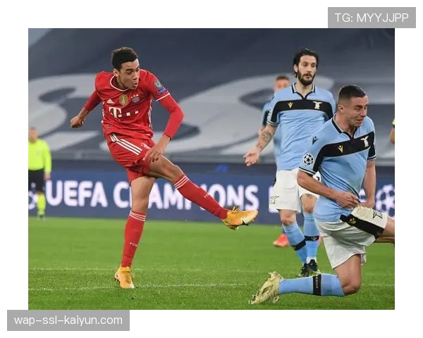 官方：门兴格拉德巴赫中场科内赛季报销，将无缘本赛季剩余比赛。